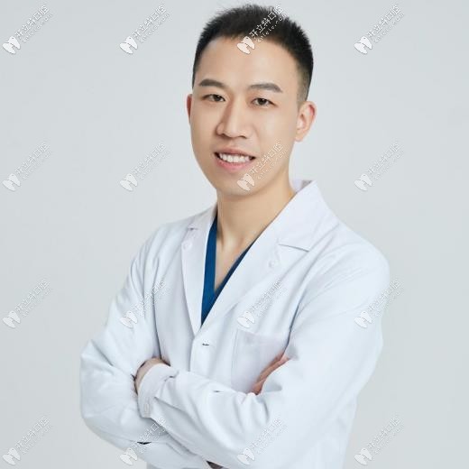 鄭州齊白美口腔診所 楊永利