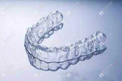 隱形牙套 隱形牙套