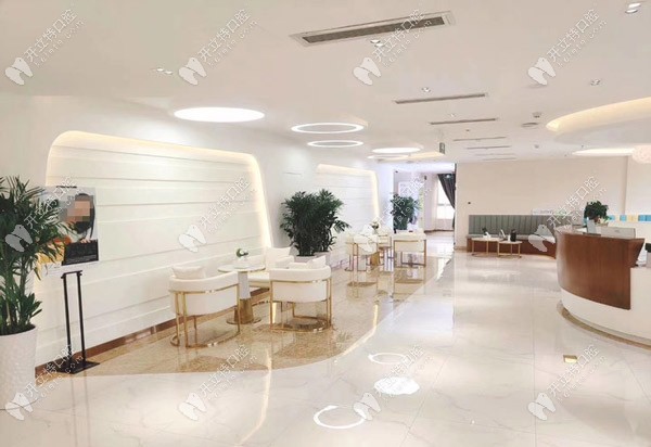 裝修的十分人性化，視覺(jué)體驗(yàn)較好